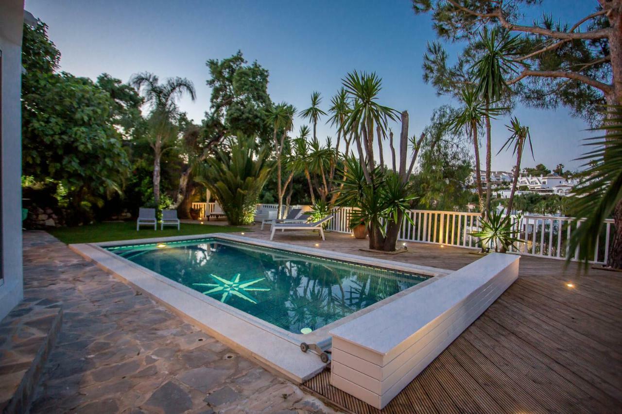 מארבלה Luxury Villa With Swimming Pool And Jacuzzi מראה חיצוני תמונה